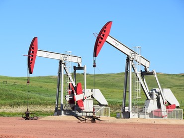 Саудовская Аравия планирует сократить нефтедобычу в июне